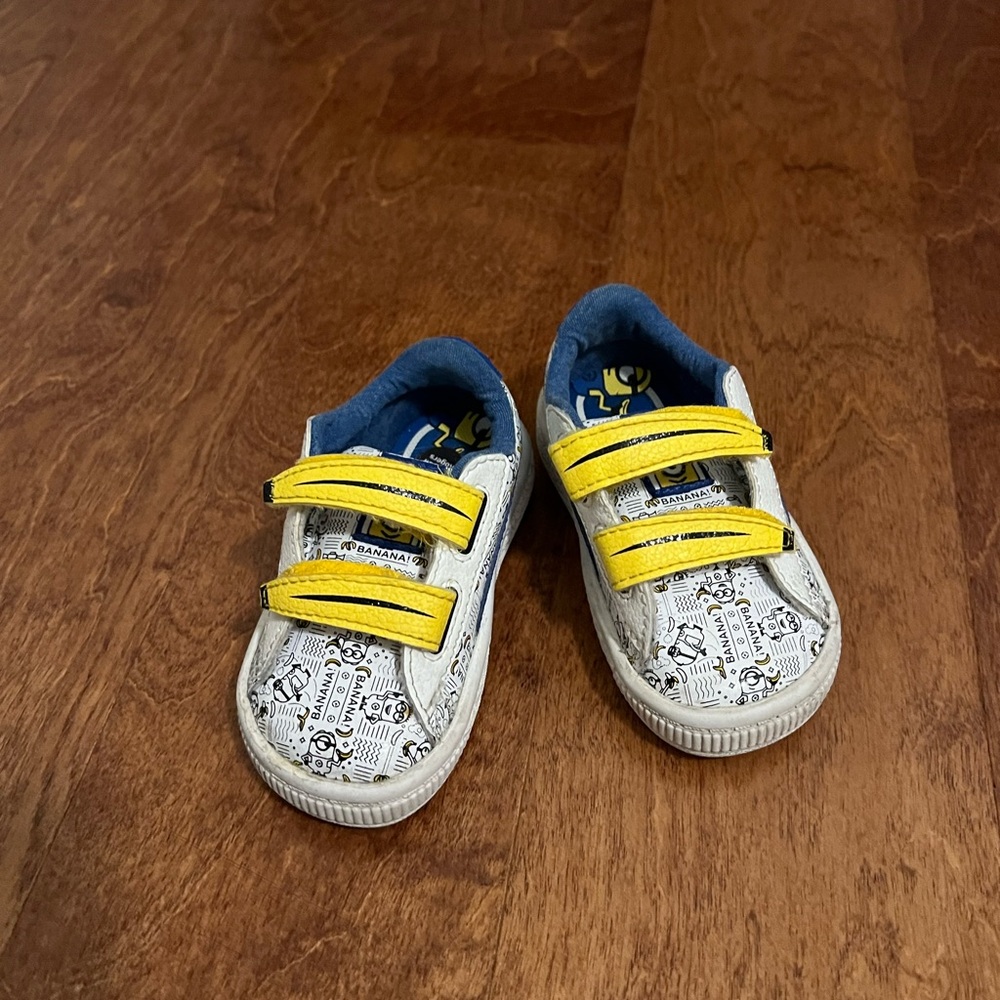 Puma Kids minion banana sneakers